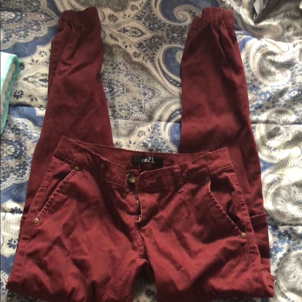 BURGUNDY JOGGERS!